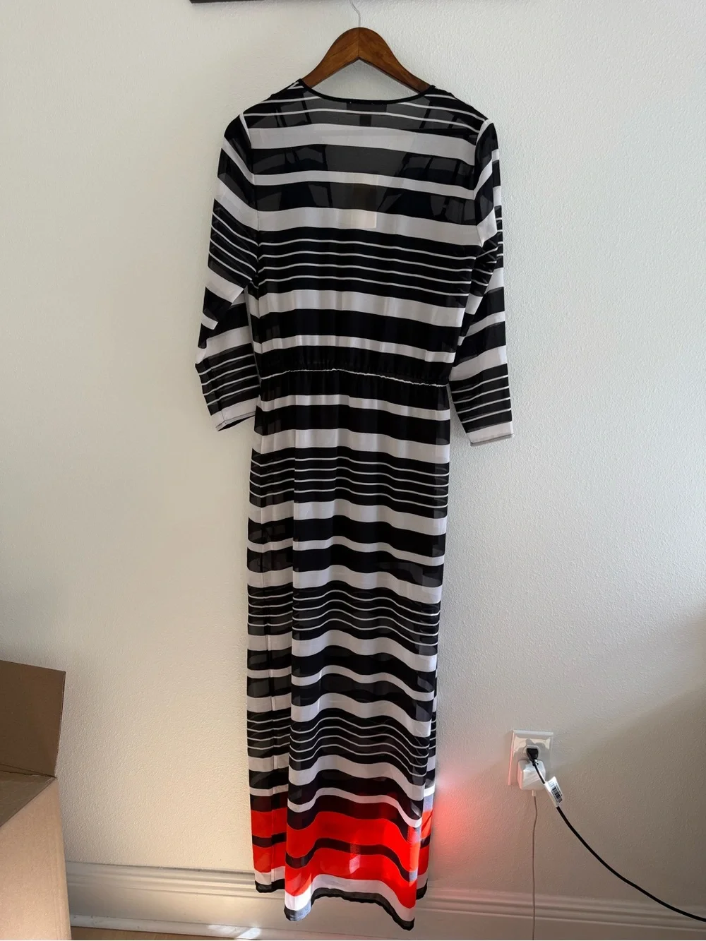 MICHAEL Michael Kors Striped V-Neck Chiffon Maxi Dress Size Small NWT